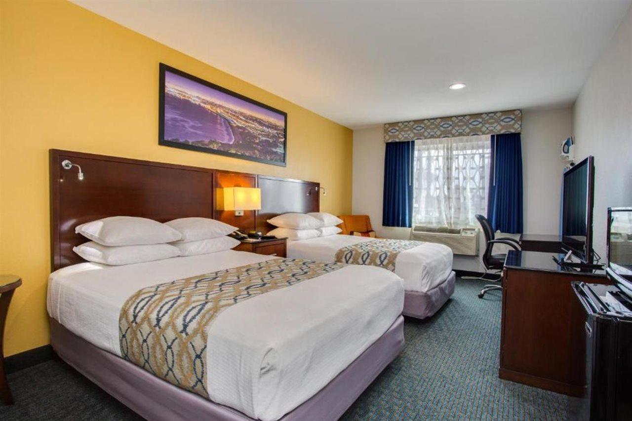 Quality Inn San Diego South - Чула-Віста Екстер'єр фото
