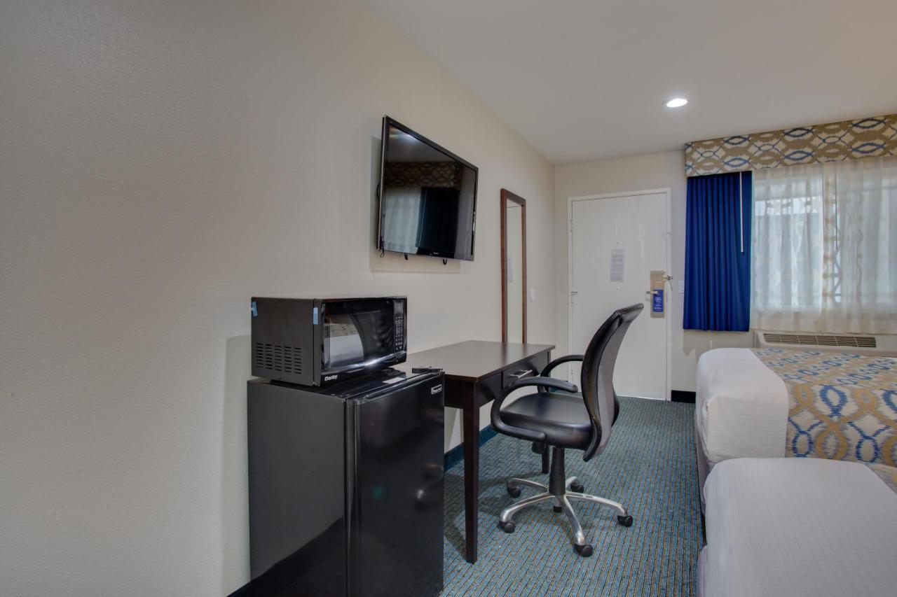 Quality Inn San Diego South - Чула-Віста Екстер'єр фото